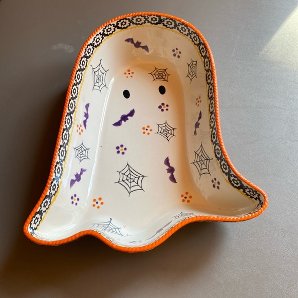 Temptations Boo-fetti 2 quart casserole style dish. - Picture 1 of 8